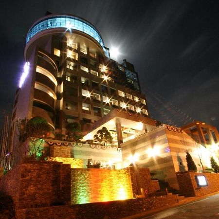 Wiz Hotel باجو المظهر الخارجي الصورة
