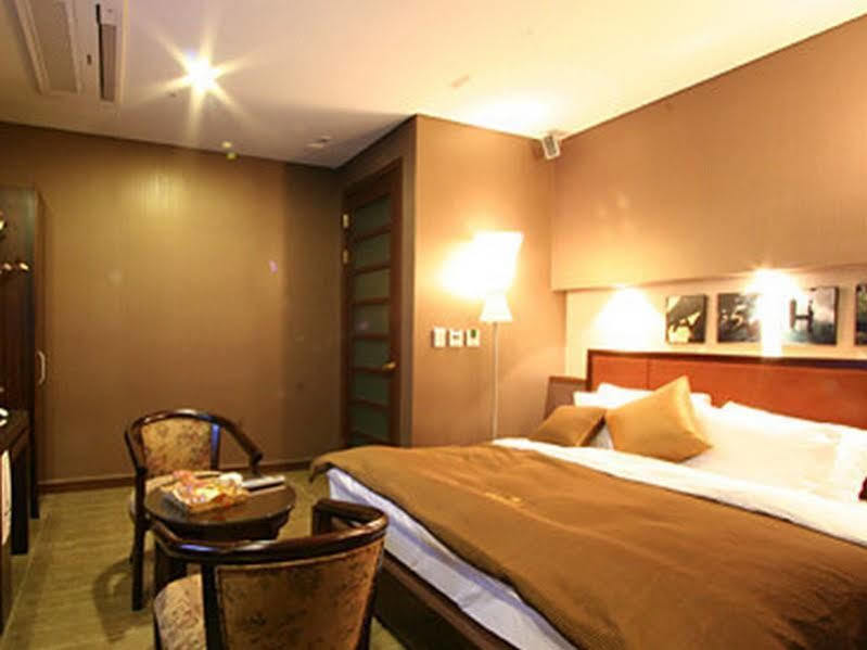 Wiz Hotel باجو المظهر الخارجي الصورة
