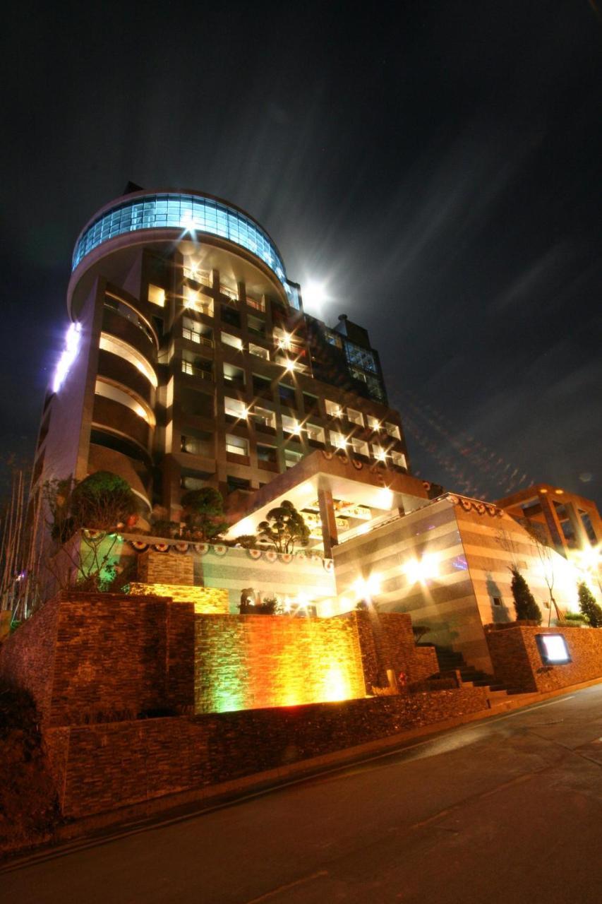 Wiz Hotel باجو المظهر الخارجي الصورة